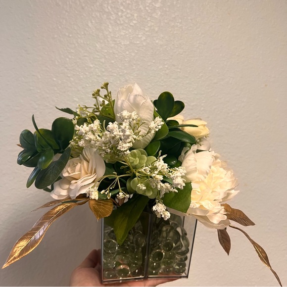 Floral centerpieces - Picture 3 of 13